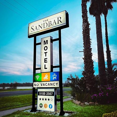Sandbar Motel Лейкс-Ентранс Екстер'єр фото