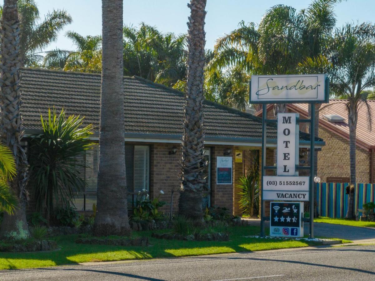 Sandbar Motel Лейкс-Ентранс Екстер'єр фото