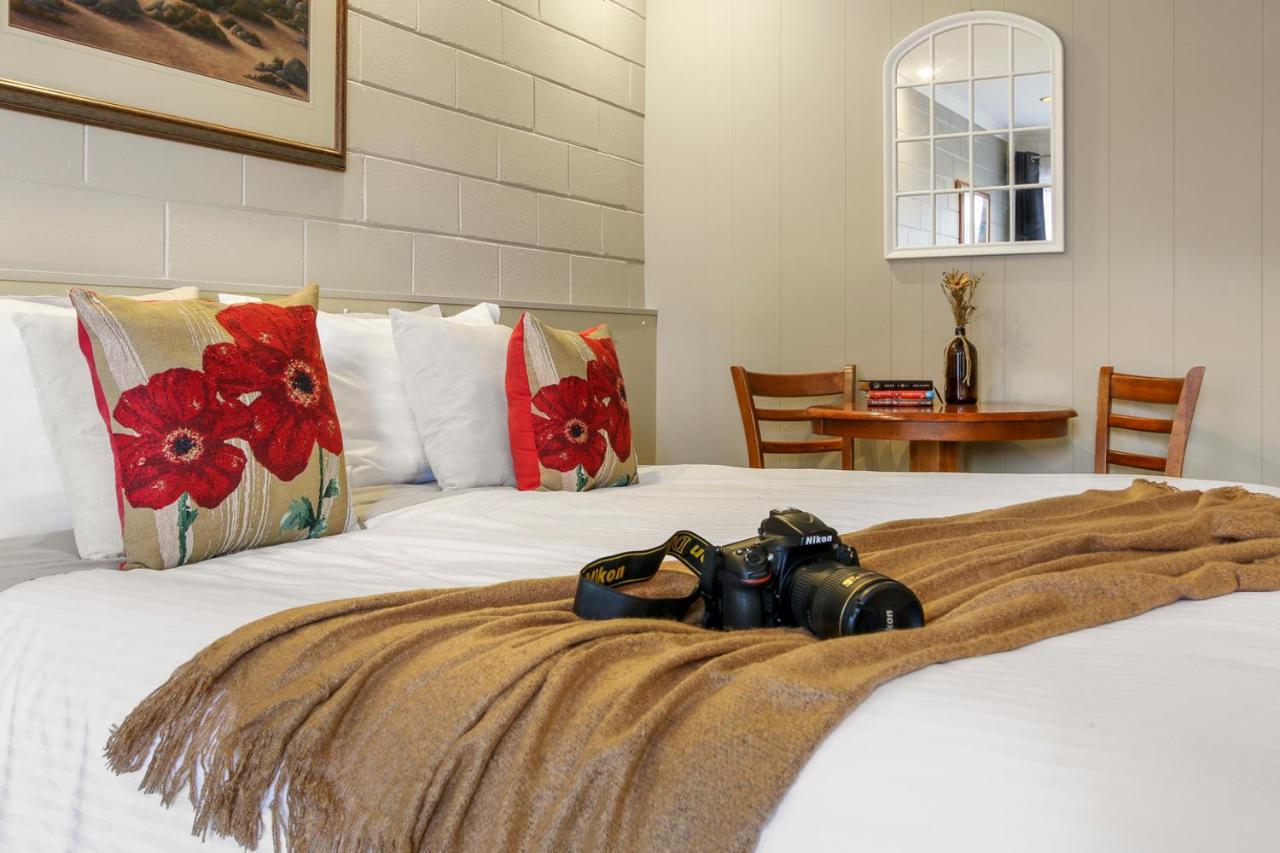 Sandbar Motel Лейкс-Ентранс Екстер'єр фото